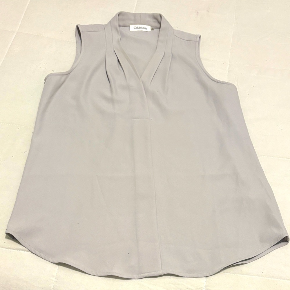 Calvin Klein Sleeveless V-Neck Camisole in Light Gray